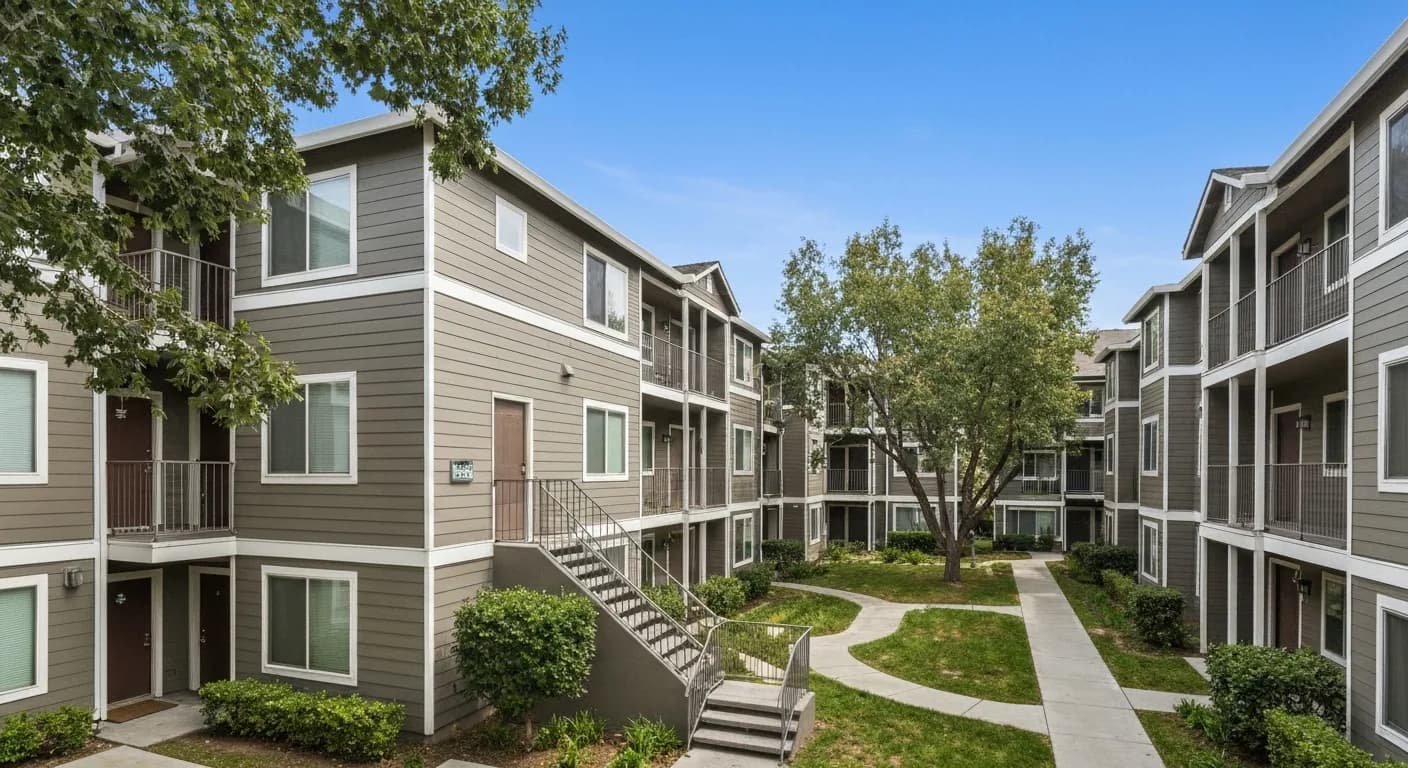 Apartment Building Siding & Re-Siding